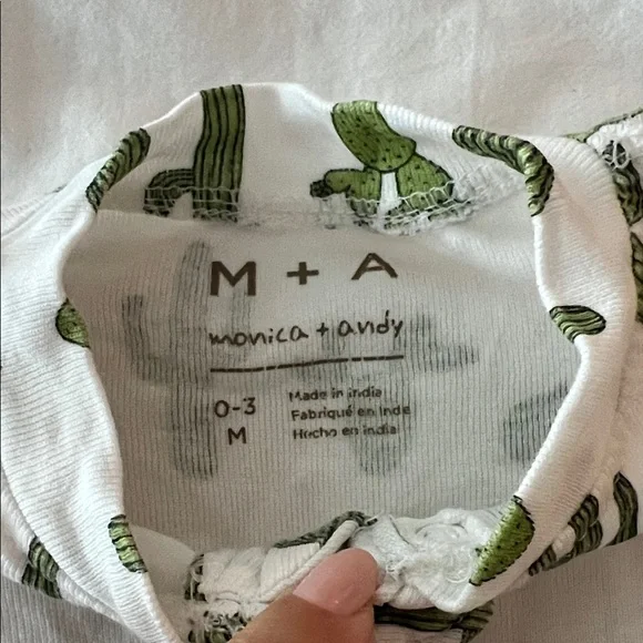 Cactus & Pumpkin Patterned Baby Footie Pajamas - Picture 2 of 4